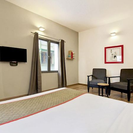 Oyo Townhouse 9 Hitech City Hajdarabad Zewnętrze zdjęcie
