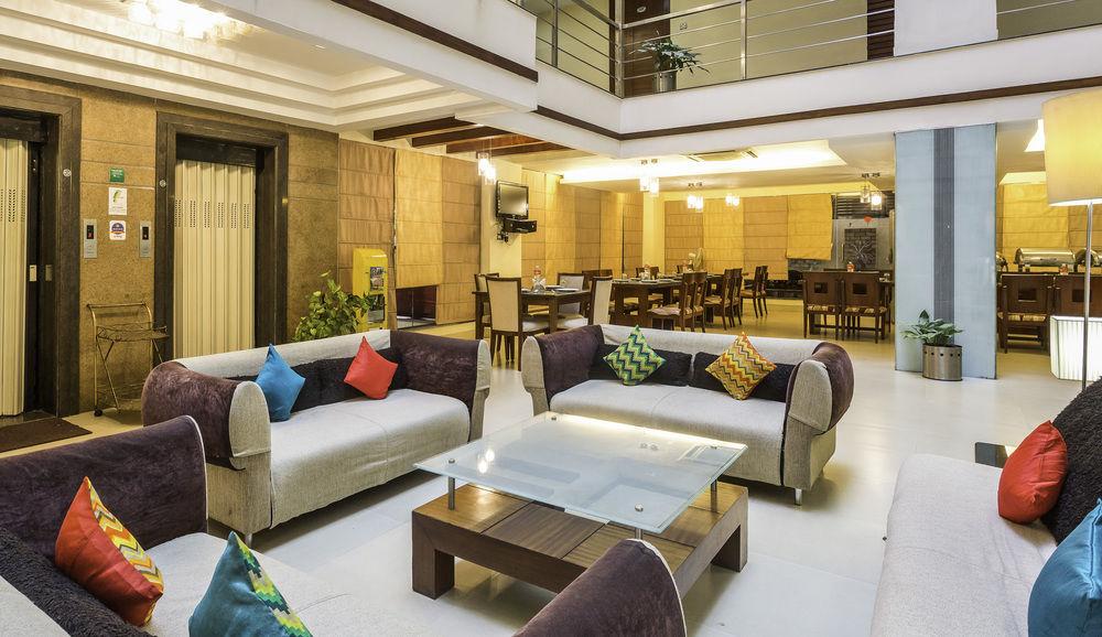 Oyo Townhouse 9 Hitech City Hajdarabad Zewnętrze zdjęcie
