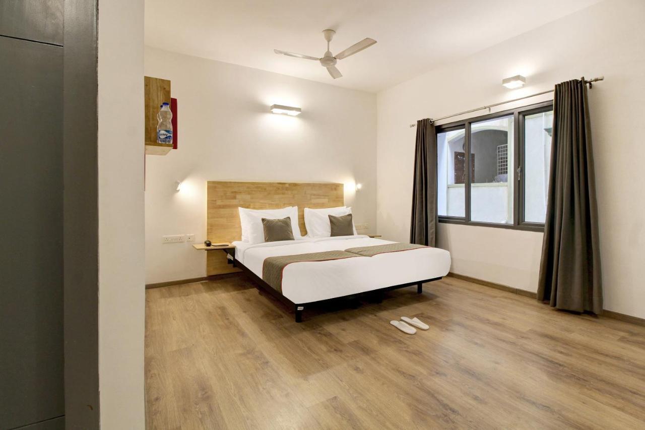 Oyo Townhouse 9 Hitech City Hajdarabad Zewnętrze zdjęcie