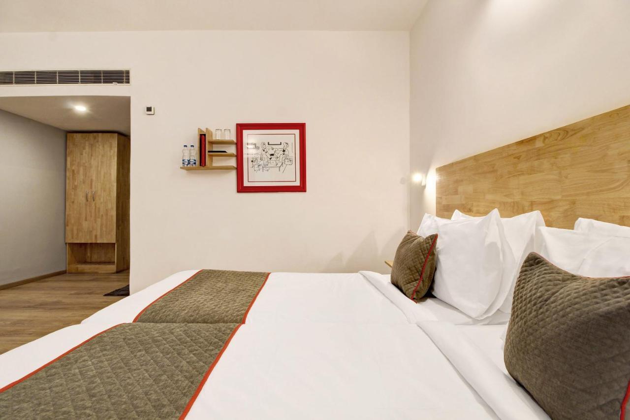 Oyo Townhouse 9 Hitech City Hajdarabad Zewnętrze zdjęcie