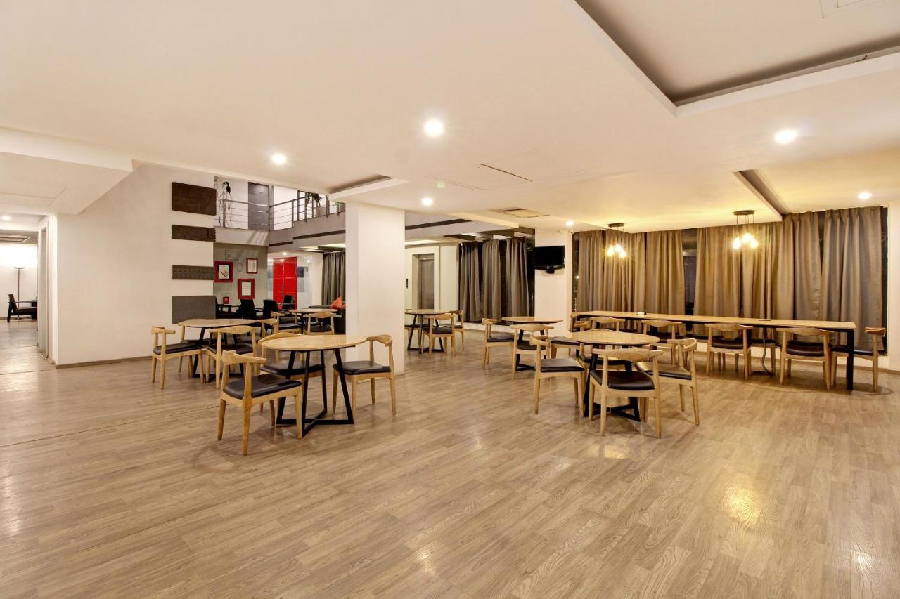Oyo Townhouse 9 Hitech City Hajdarabad Zewnętrze zdjęcie